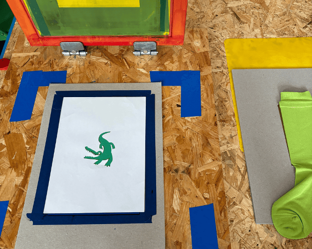 ►  STEP 06 — Positioning and aligning the stencil